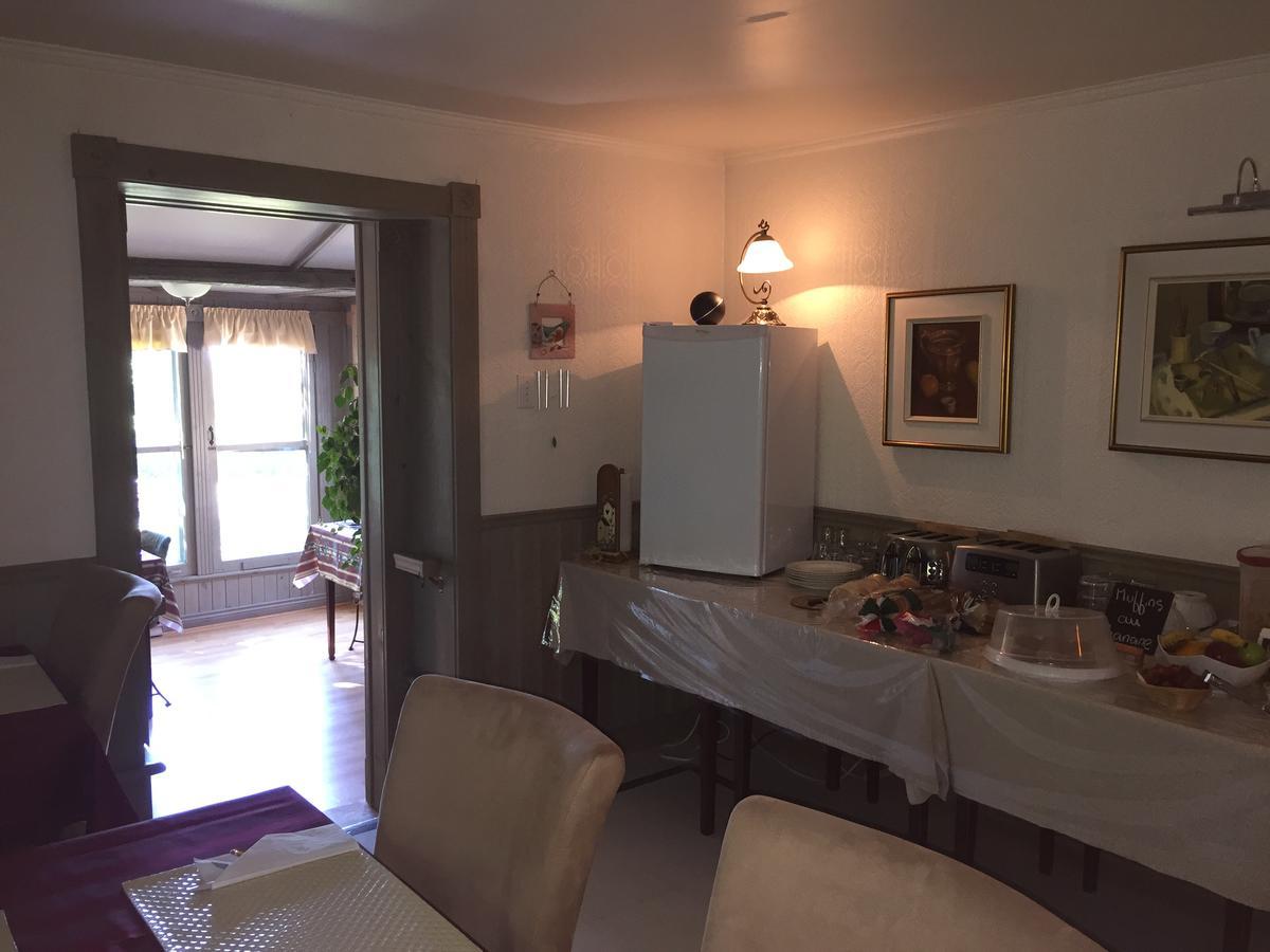 Auberge Petite Plaisance La Malbaie Exterior foto